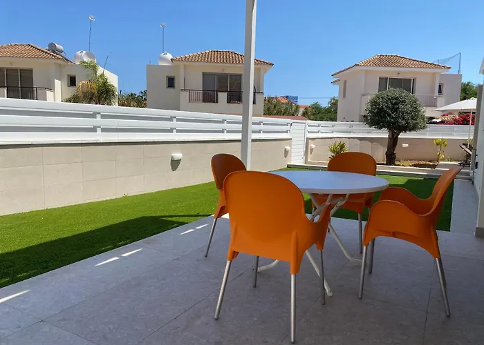 Mimosa 18 Beachhouse *