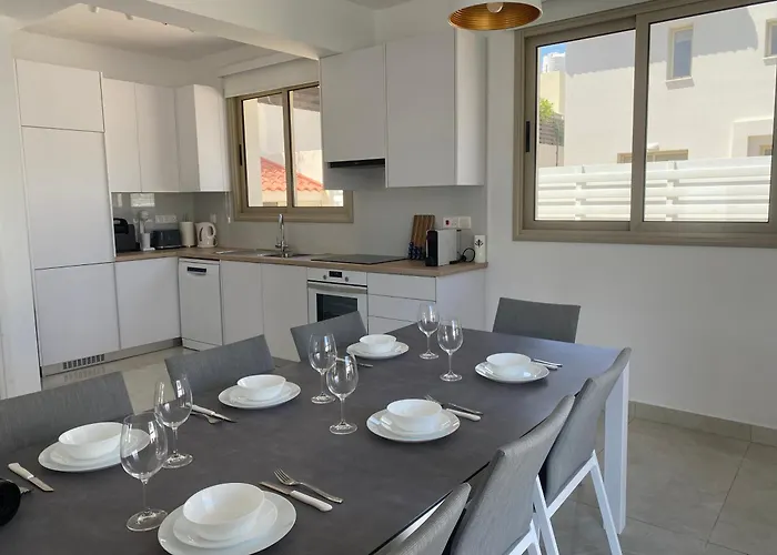 Mimosa 18 Beachhouse